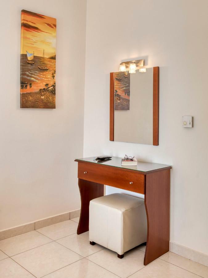 Niovi Luxury Apartments Loutrá Edipsoú Eksteriør bilde